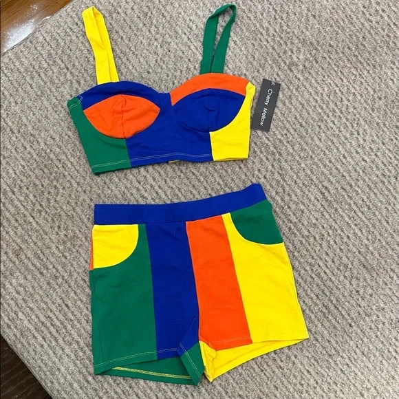 Cherry Melon Women's High Waist Color Block Shorts - Picture 2 of 6